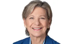 Headshot of Pfizer Board Member Susan Desmond-Hellmann