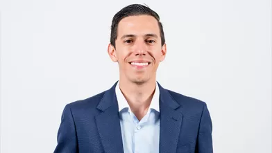 Headshot Esteban Lepiz 
